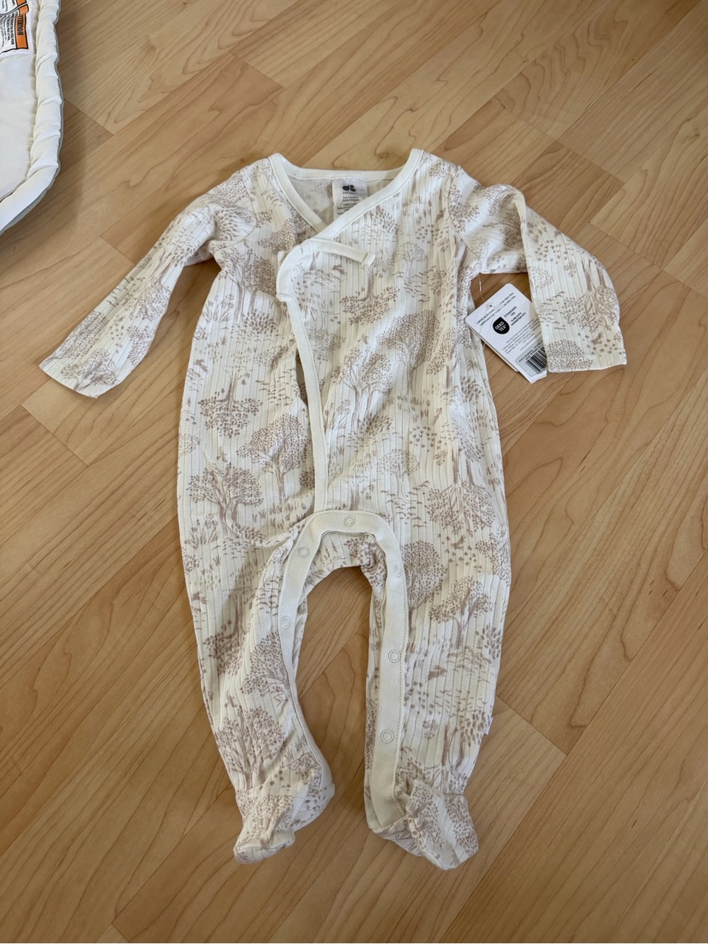 Cream Printed Footed One-Piece for Babies — Neutral Tree Pattern